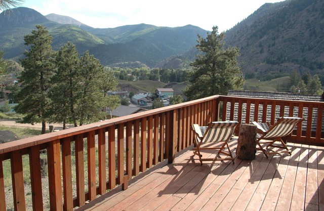 Paradise Found Great Home & Great Views