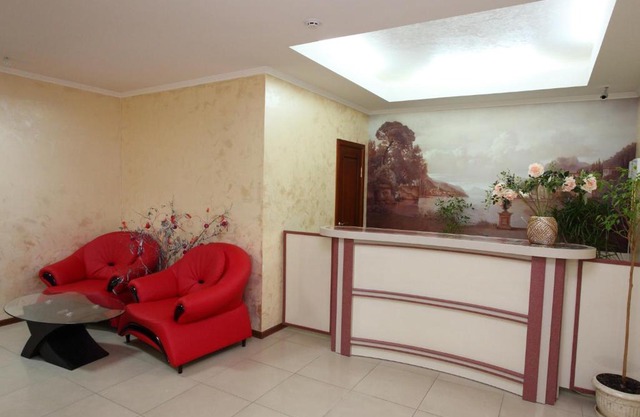 Paradise Hotel
