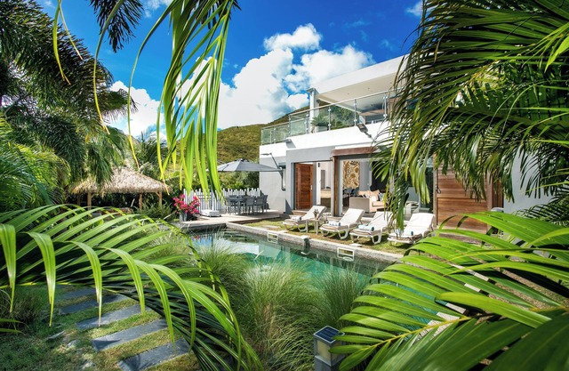 Paradise is here! private pool & tropical gardennGood Vibes and best vacation !