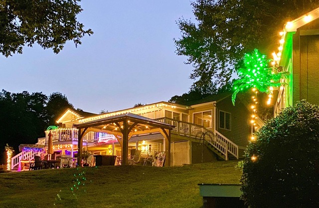 'Paradise Lakehouse' in Hickory w/Dock & Views!