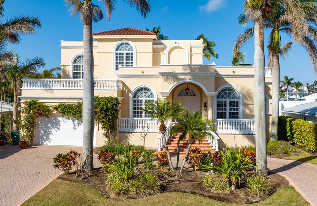 Paradise Palms, Enjoy Serenity by the Sea