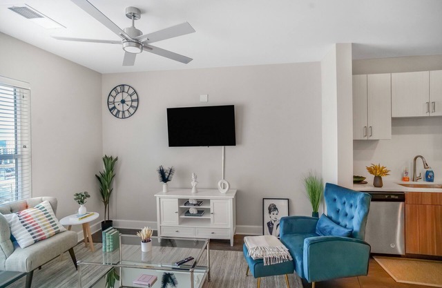 Paradise Suite at the Gulch with Downtown View & Free Parking