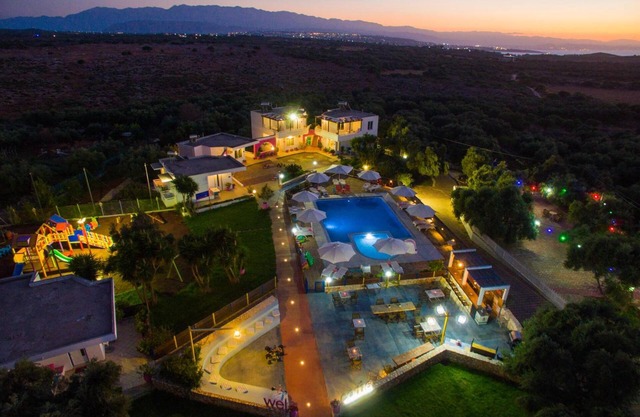 Paradisio Baby and Kinder Hotel
