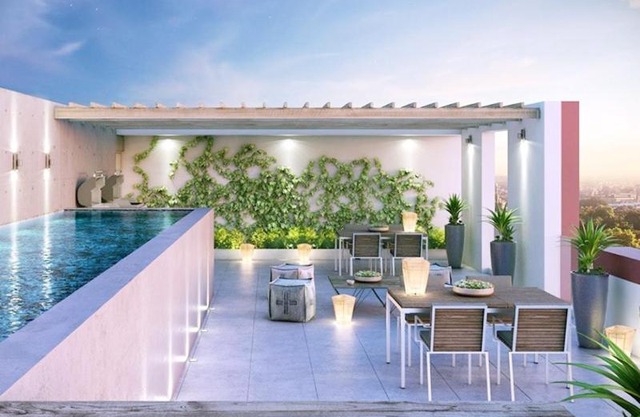 Paragon LUXE Modern Rooftop Pool