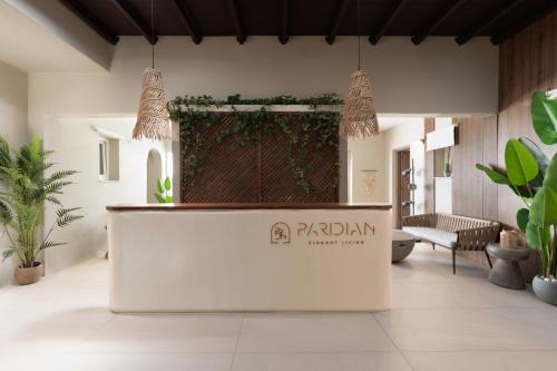 Paridian Elegant Living