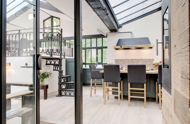 Paris Green House residence