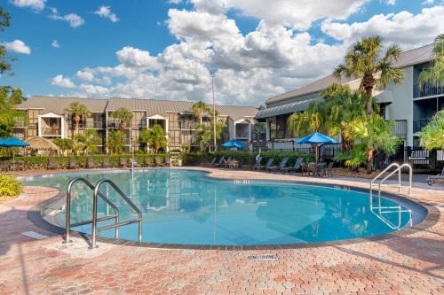 Parkway International Resort