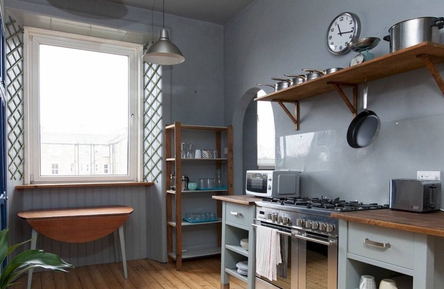 Pass the Keys | Trendy Urban Retreat in Central Edinburgh City