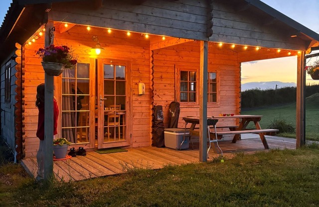 Pastures Green (Oak Tree Lane)nGorgeous rustic charm