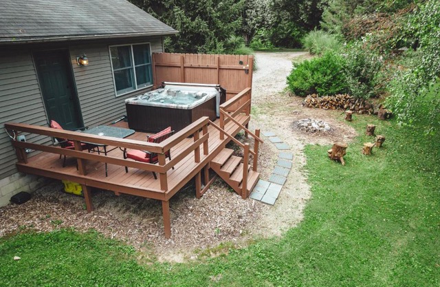 Patriot Cottage at American Heartland Cabins