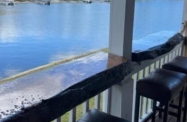 Paugus Bay Cottage on Lake Winnipesaukee!