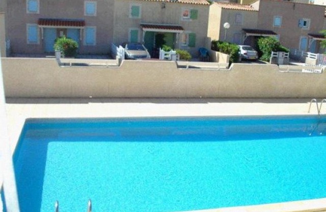 Pavillon à Valras-Plage avec Piscine, à 250m de la Plage, pour 6 Personnes - FR-1-701-58