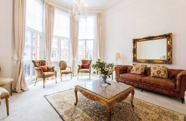 PBC | Modern Two Bedroom Apartment 2 Minutes from Harrods