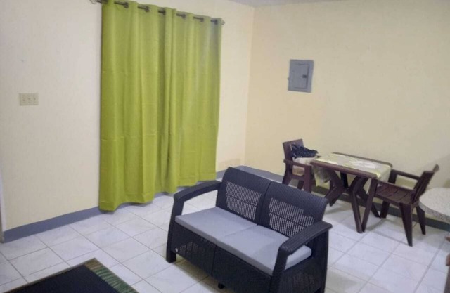 Peaceful 1 Bedroom ,Cozy apartment with WiFi/AC/Kitchen/Free Parking/hot water