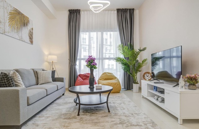 Peaceful 1BR at Al Khail Heights Al Quoz by Deluxe Holiday Homes