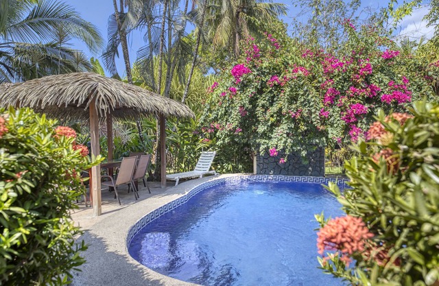 Peaceful Gataway Near Beach with Pool Access