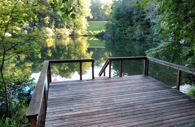 Peaceful Lake-front Home with Beautiful View. Swim from private dock!