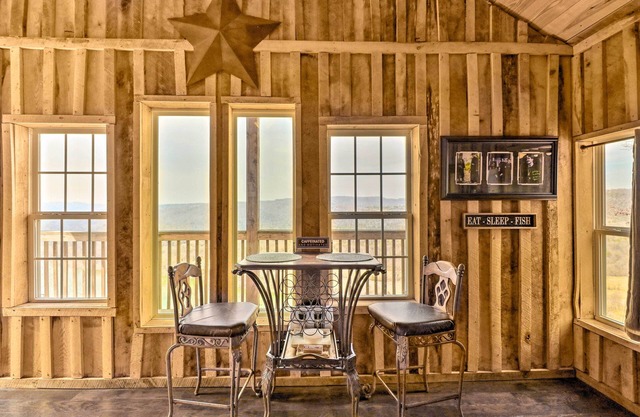 Peaceful ‘Mountain Air’ Getaway w/Fire Pit!