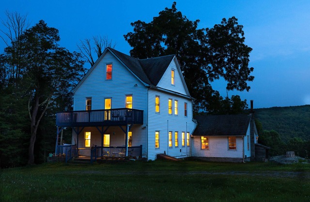 Peaceful, Secluded, Sunny 6+ Bedroom on 187 Acres in delightful Mountain Dale