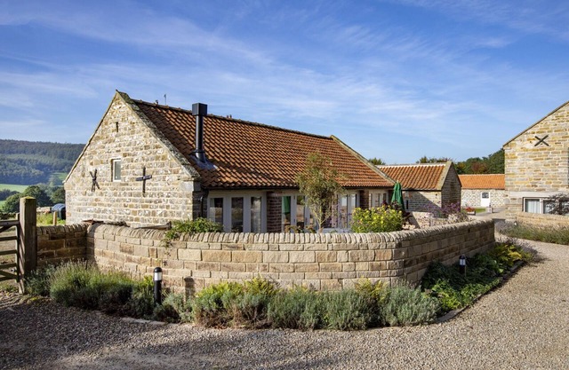 Pear Tree Cottage, Thirley Cotes Farm Cottages