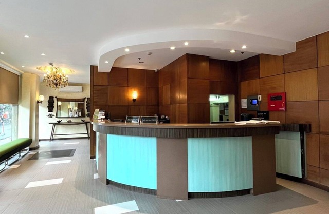 Pearl Lane Hotel