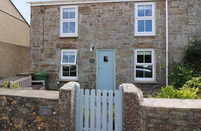 Pebble Cottage