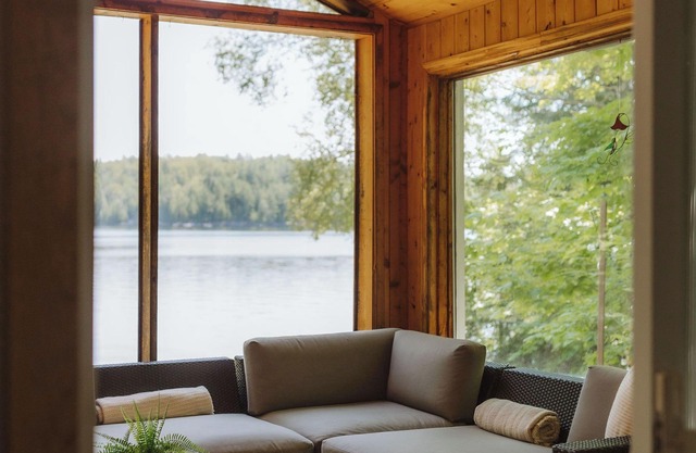 Peekaboo Cabin - 6 people