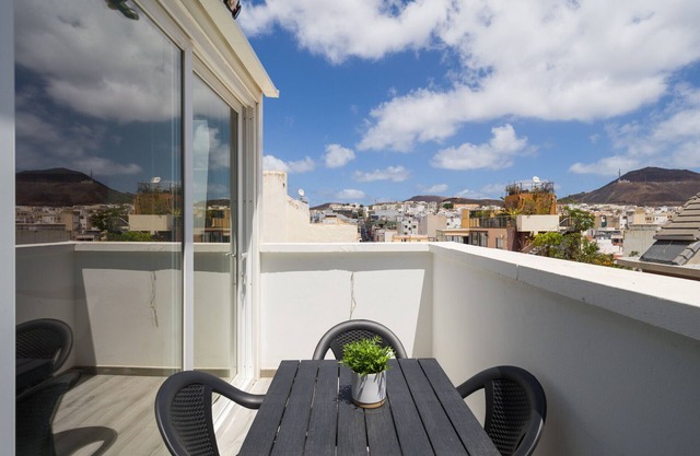 Penthouse+Terrace city seaview By CanariasGetaway