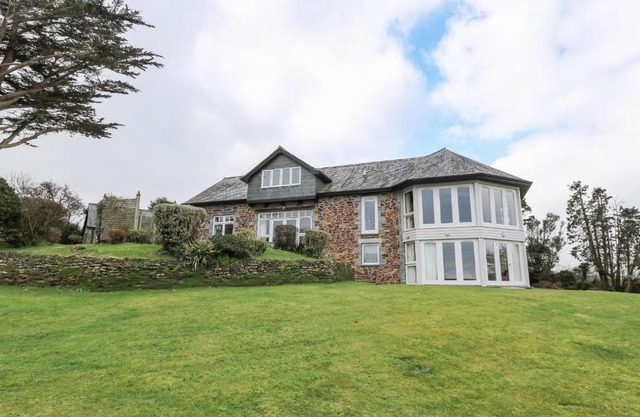 Penarvon House