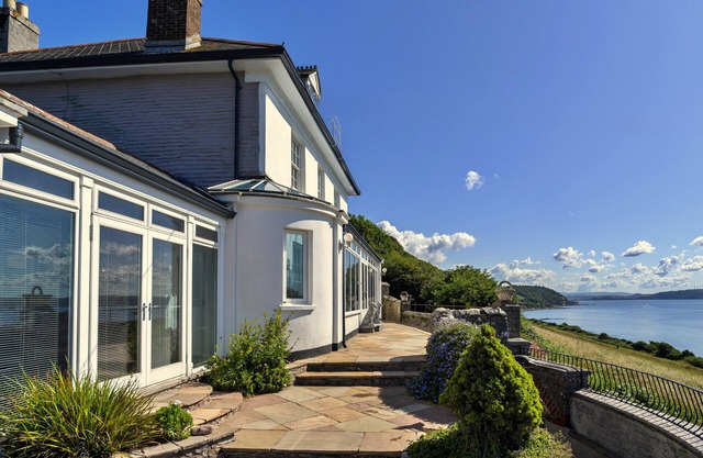 Penley Villa