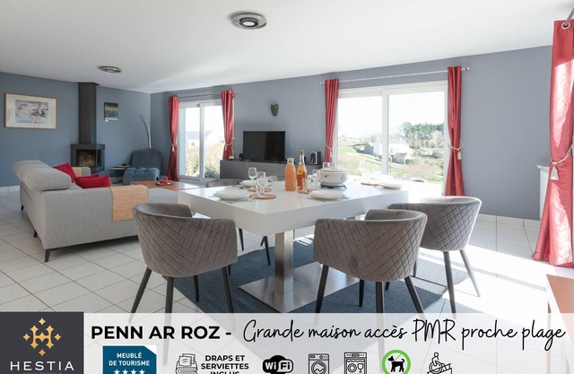 PENN AR ROZ - Large house PWD access near the sea