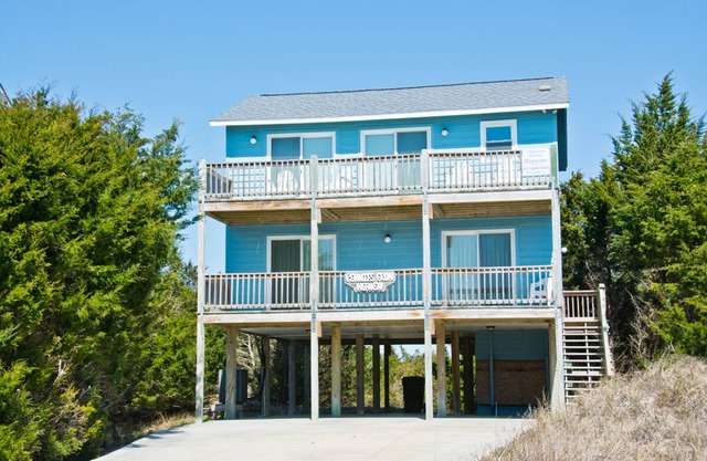 Pennies From Heaven, Almost Oceanfront House in Emerald Isle, NC!