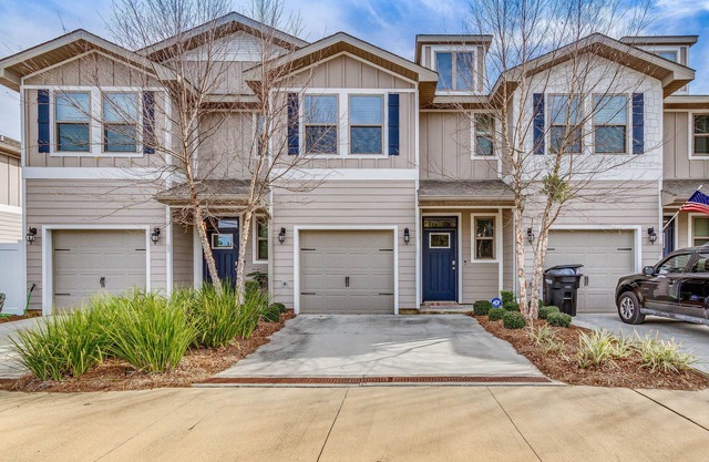 Pensacola Vacation Rental w/Community Pool!