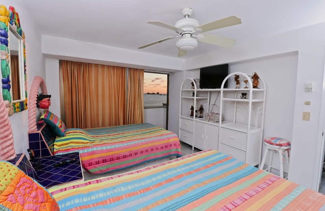 Penthouse Condo Ocean & Beach front views. Located on Hotel Row