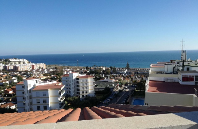 PENTHOUSE WITH BEAUTIFUL VIEWS AND POOL