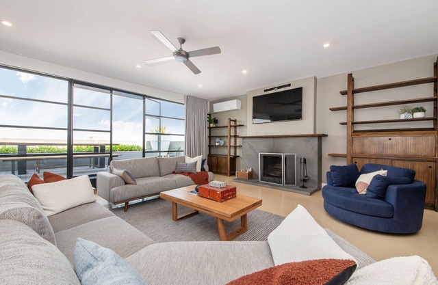 Penthouse with City Views on Chapel