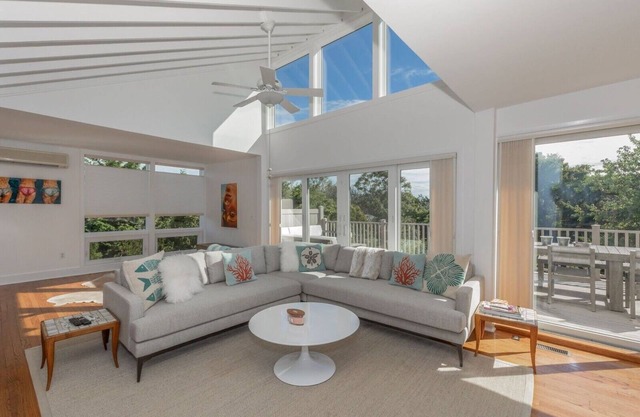 Perfect Beach House Available Weekly or Monthly in August and September!