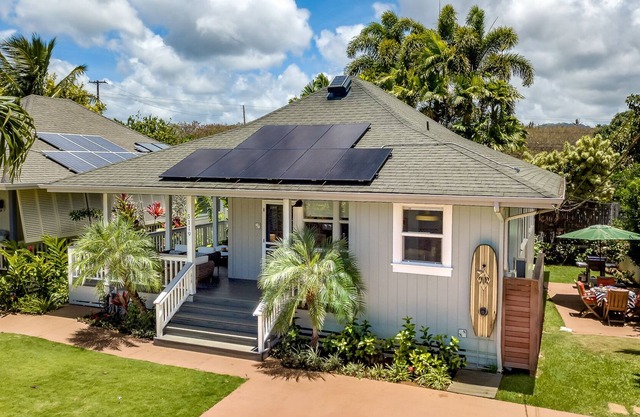 Perfect Cottage For 2 In Poipu! Ocean Views, A/C, Steps To Baby Beach