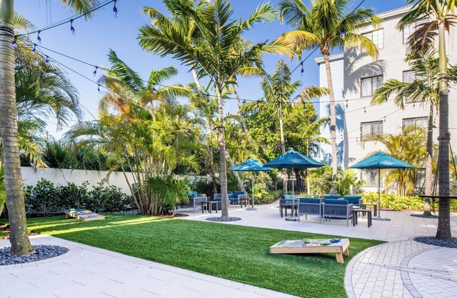 Perfect for Family Beach Stay! Spacious Suite w/Fully Equipped Kitchen | Pool