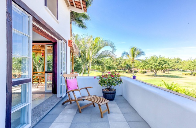 Perfect Getaway Retreat on the Golf Course
