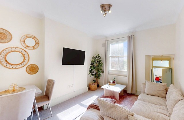 Perfect London base in Kilburn | Pass the Keys