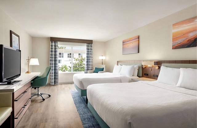 Perfect Place to Unwind! Outdoor Pool, Onsite Parking, Near Legoland California!