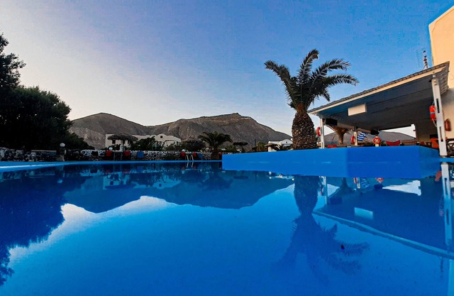 Perissa Hotel