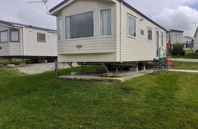 PerranporthCaravan/2bedroom/Tv/GasFire