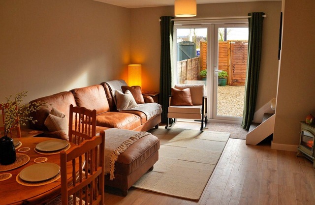 Pet-friendly countryside holiday home, No Deposit