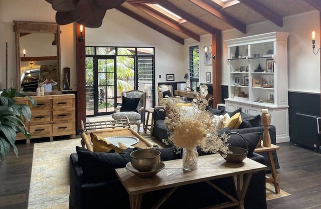 Pet Friendly, Beach-side Oasis with Swim Spa Pool
