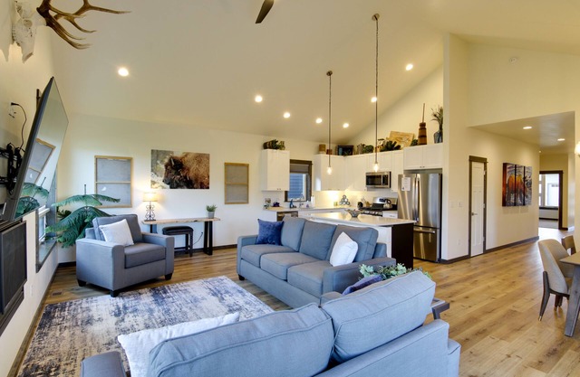Pet-Friendly Bozeman Home ~ 7 Mi to Downtown!
