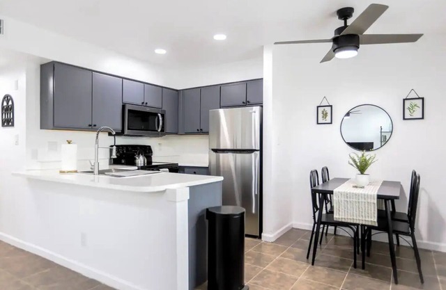 Pet Friendly & Chic Design w/Private Yard