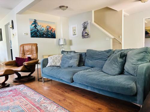 Pet friendly Family home in Shawnigan Lake