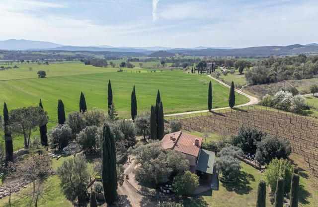 Pet-Friendly Finca Lucente with Mountain View, Pool, Garden & Wi-Fi